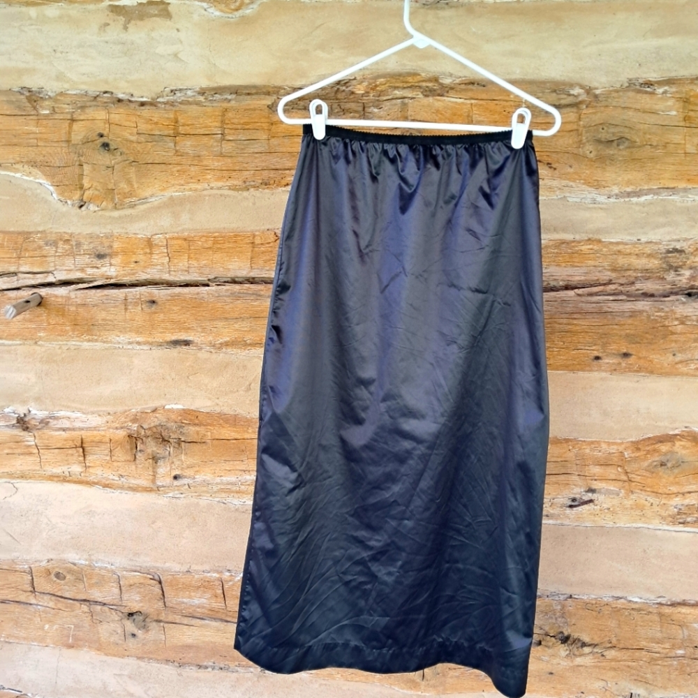 Opalaire Vintage Black Maxi Length Opaque Nylon Slip Size Large